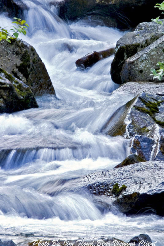 vMountain Waterfall